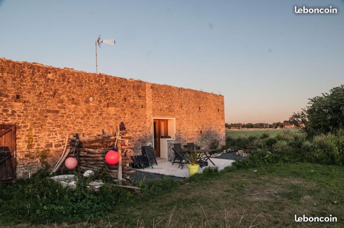 Le Marais Vila Montmartin-sur-Mer Exterior foto