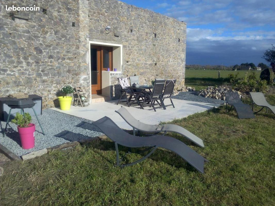 Le Marais Vila Montmartin-sur-Mer Exterior foto